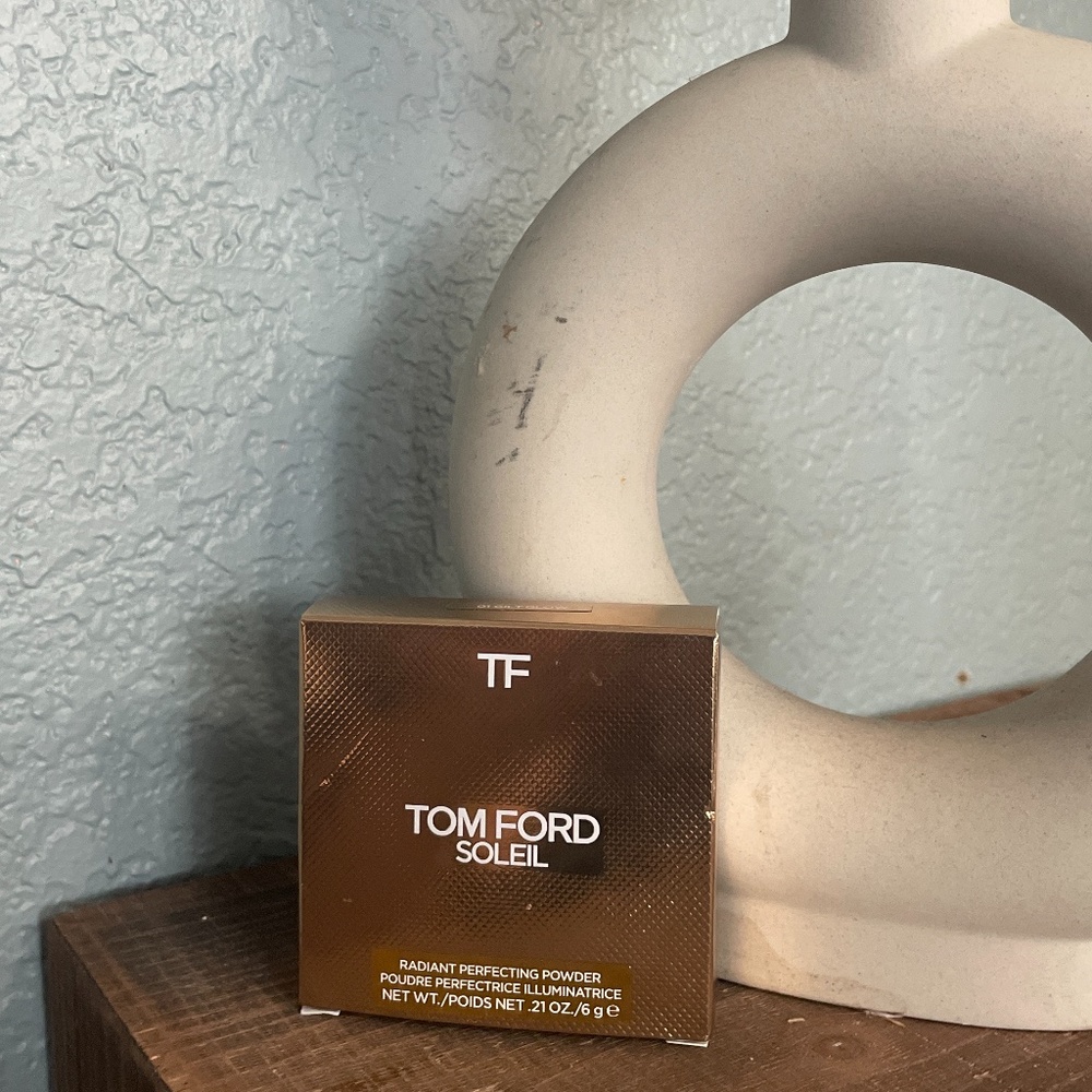 Tom Ford Soleil Radiant Perfecting Powder